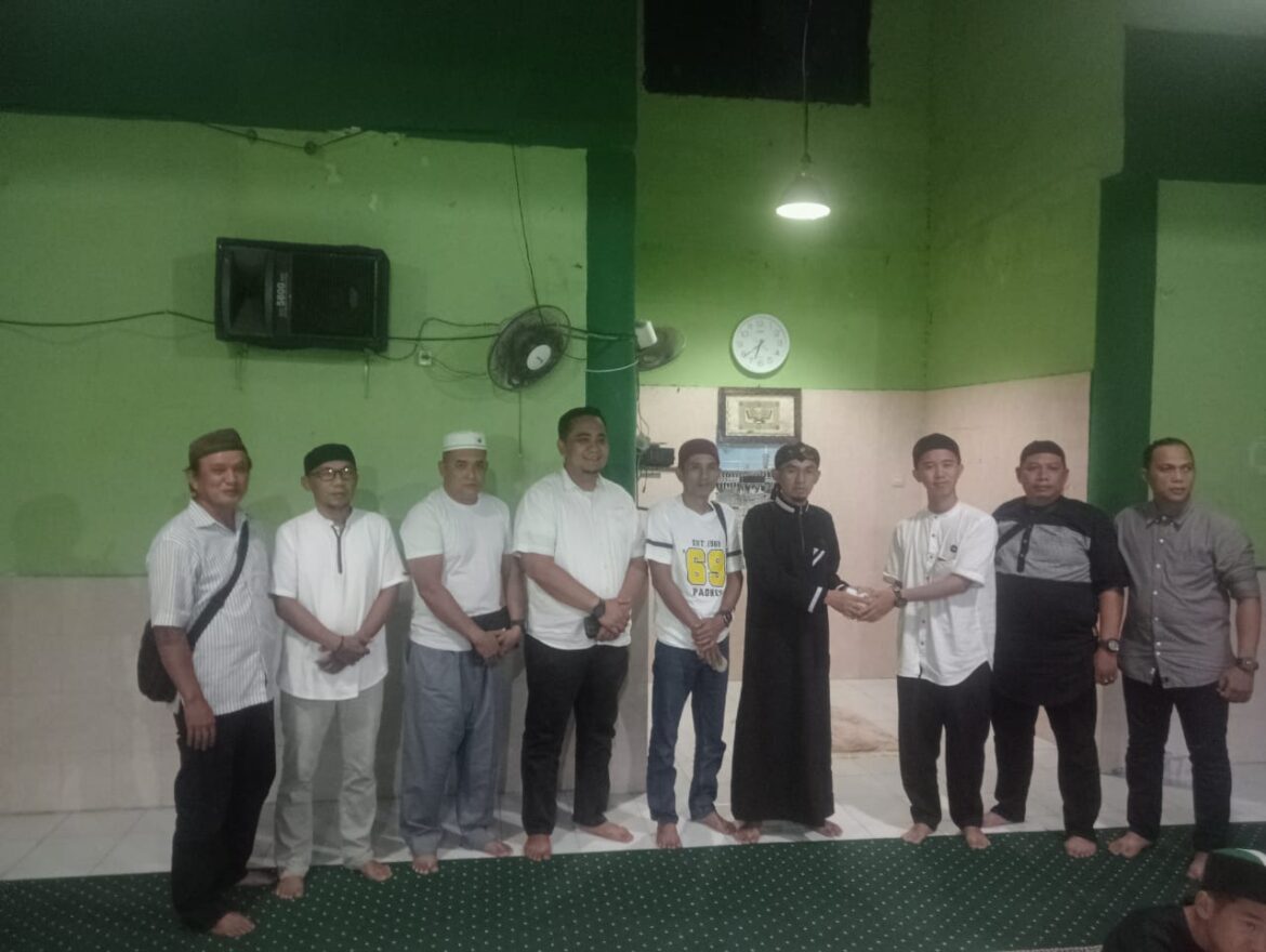 Tingkat Kan Bersama Team 9 Jejak Kasus Kepedulian Dengan Bakti Sosial Ke Yayasan Adh Dhuhaa