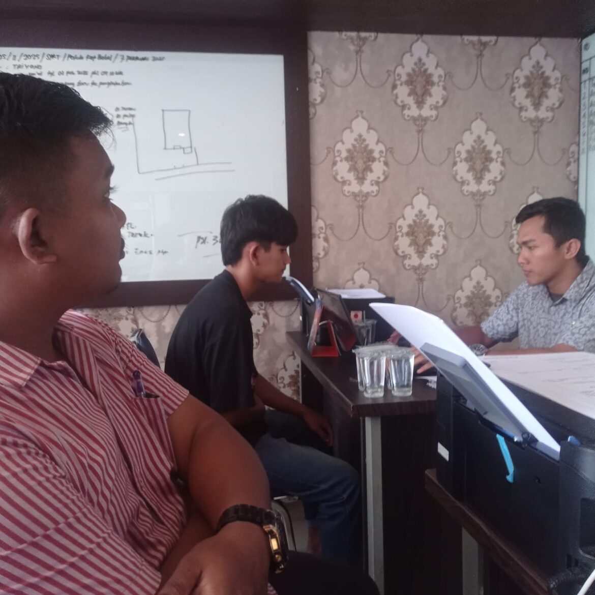Kasus Penganiayan Penyekapan Oleh 2 Oknum Brimob, Jum’at Intel Polda Intel Resmob Melakukan Olah TKP 