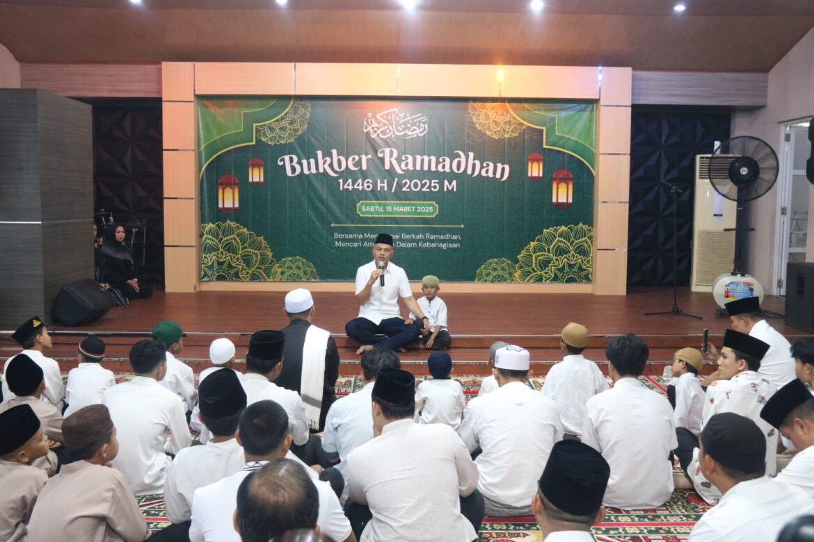 *Buka Bersama Anak Panti Asuhan, Kapolda Babel : Mari Kita Muliakan Anak Yatim Piatu*