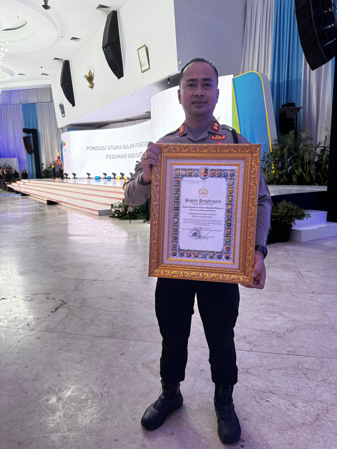 Polres Bangka Barat Raih Penghargaan Pelayanan Prima Kategori A dari KemenPAN-RB