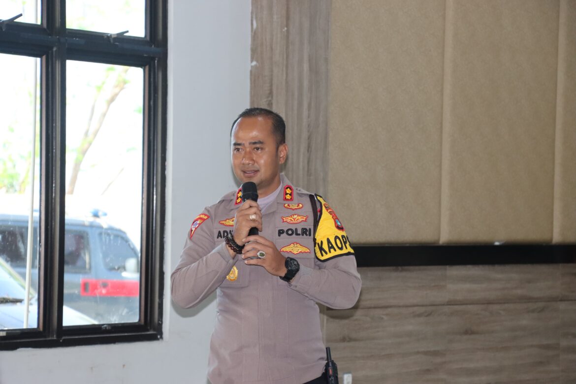 Kapolres Bangka Barat Ajak Satkamling Bersinergi Lawan Kebakaran Lahan