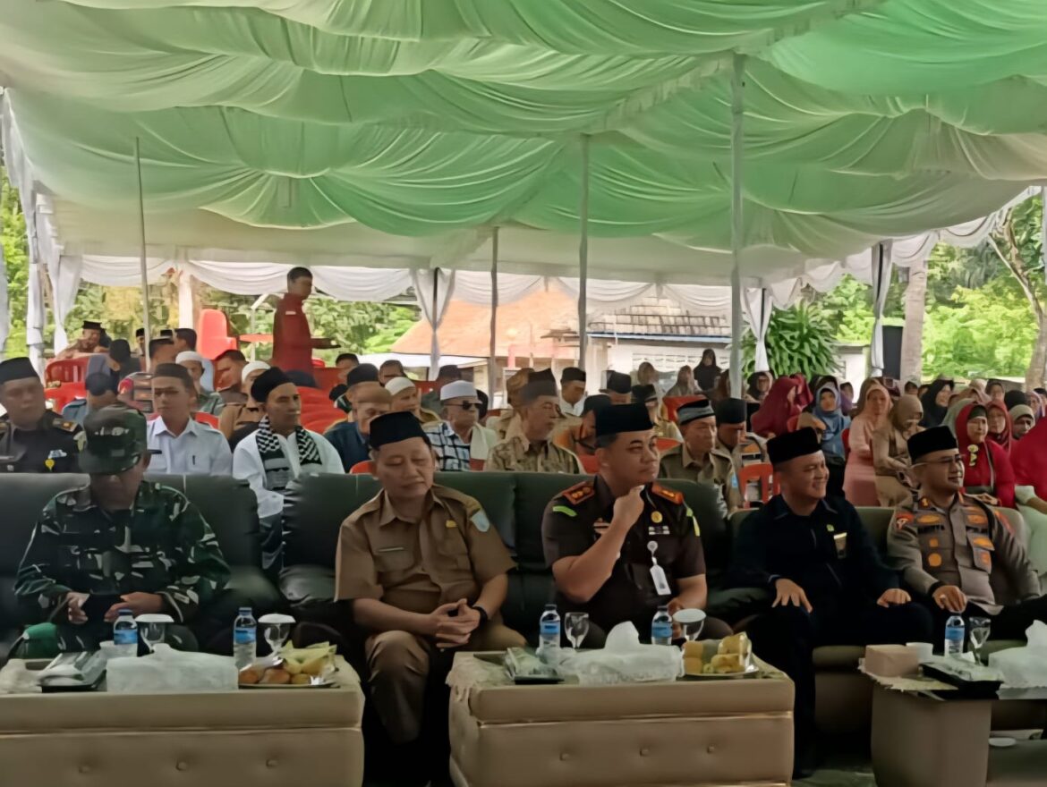 Kapolres Bangka Barat Hadiri dan Amankan Peringatan Maulid Nabi Muhammad SAW 1447 H di Kediaman Wabup